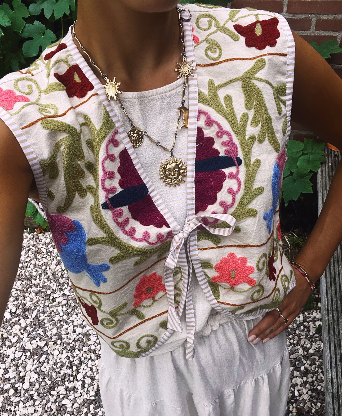 Suzani Gilet | Beige